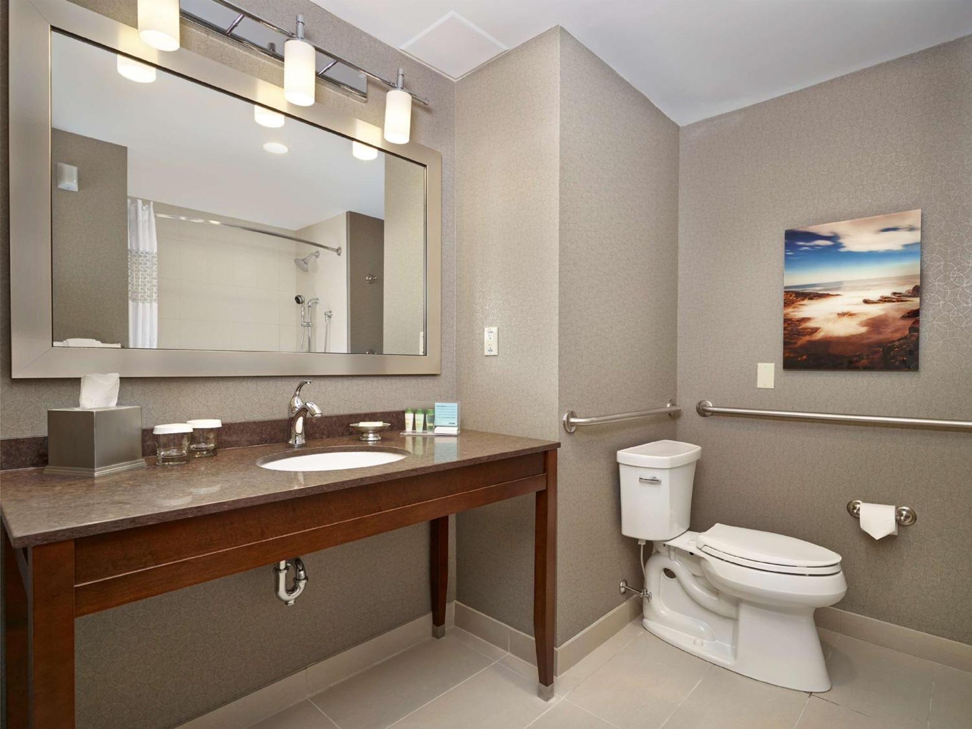 Hampton By Hilton Downtown 3* Halifax